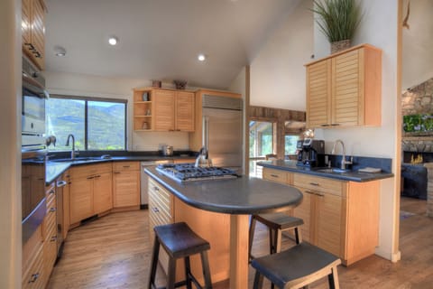 Fully stocked kitchen