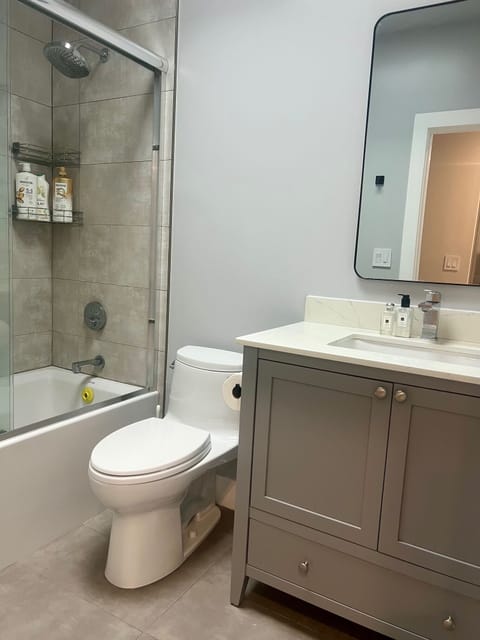 Second bath- Upper level