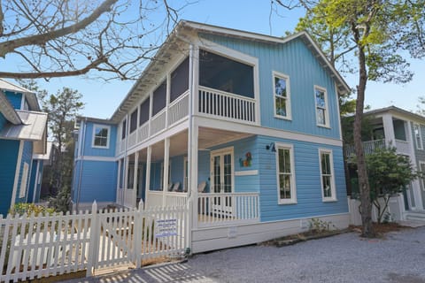 WELCOME TO LATITUDE ADJUSTMENT IN SEASIDE, FL!
