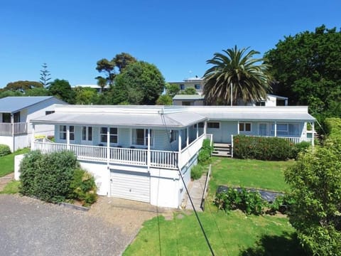 Beautiful Two Bedroom Homestead House