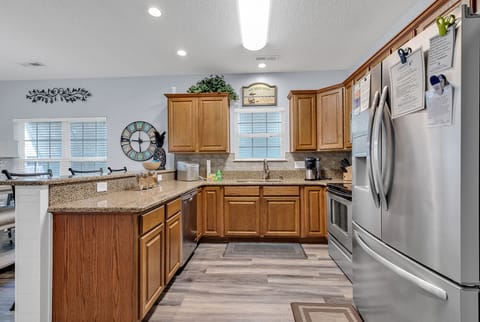 Cook your favorite meal while enjoying an unbeatable vacation in a beautiful private house.