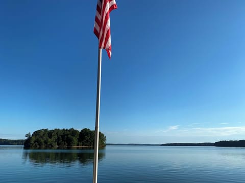 Lake Hartwell dock view