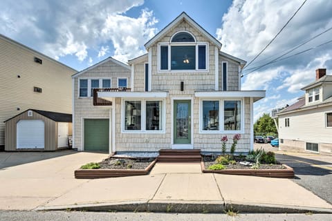 Old Orchard Beach Vacation Rental | 3BR | 3BA | 2,545 Sq Ft