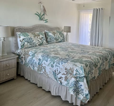 Comfortable King Bed