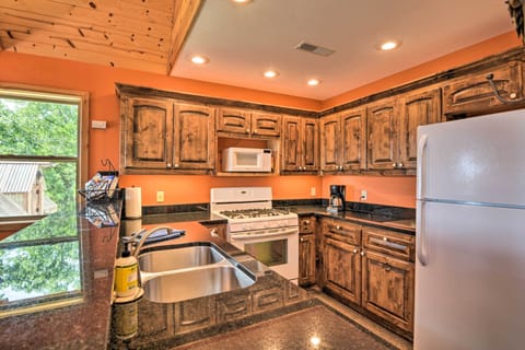 Kitchen | Cooking Basics | Fully Equipped