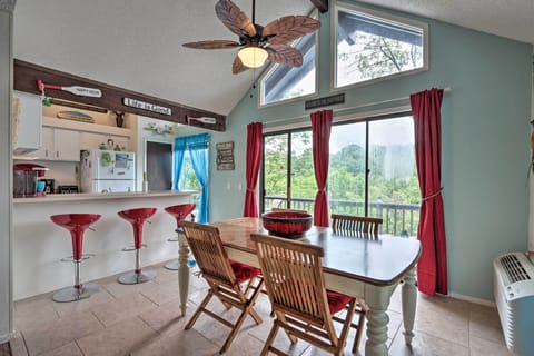 Dining Area | Dishware & Flatware