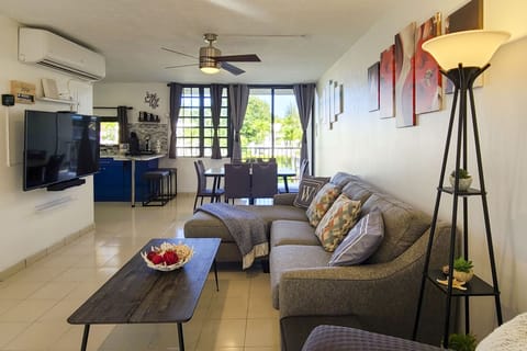 Rio Grande Vacation Rental | 2BR | 1BA | 800 Sq Ft | Stairs Required