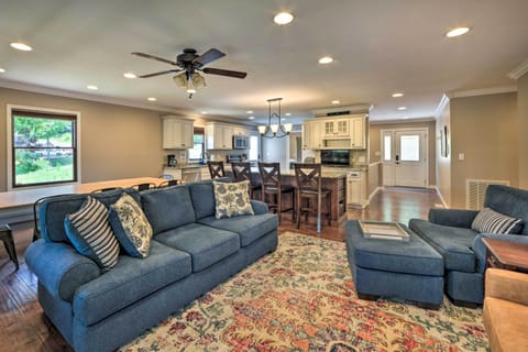 Living Room | Central Heating