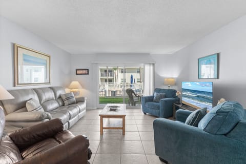 Welcome to Colony Beach Club 120!
