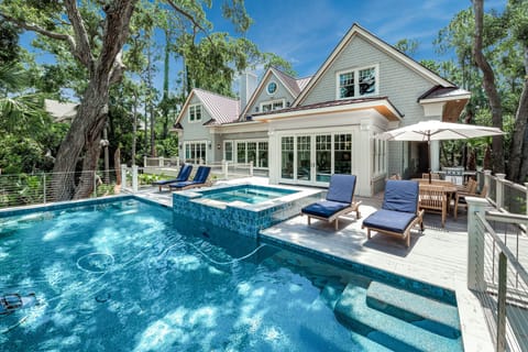 Private Pool and Spa