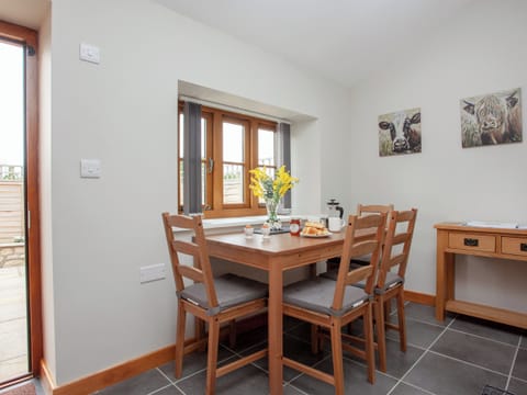 Dining Area | Daisy Cottage - Manor Farm, Locking, near Weston-Super-Mare