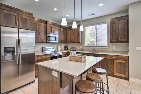 Kitchen | Cooking Basics | Toaster | Drip Coffee Maker