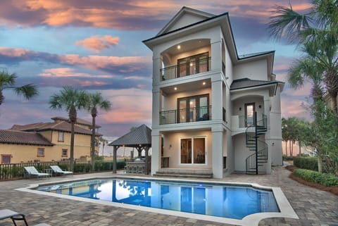 Seastar Palazzo