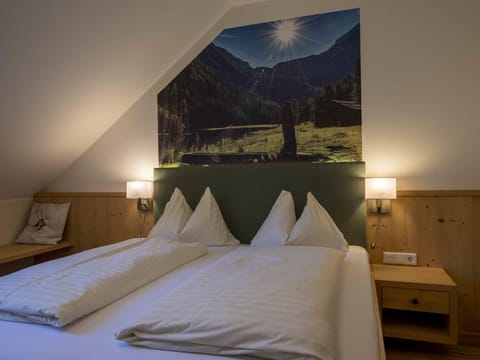 Double room classic with breakfast - Landhotel Pacher House in Carinthia, Austria