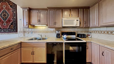 Room, Indoors, Oven, Kitchen, Furniture