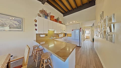 Flooring, Indoors, Hardwood, Room, Furniture