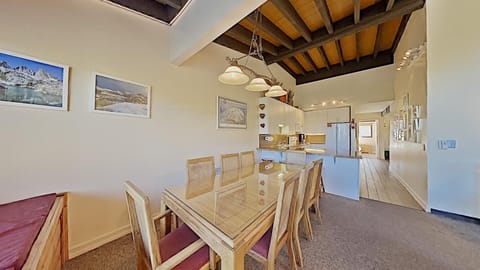 Flooring, Hardwood, Chair, Furniture, Floor