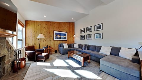 Indoors, Home Decor, Living Room, Furniture, Couch