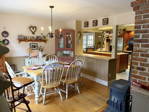 country dining room