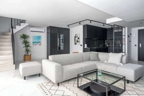 Costarent 9 Benavente sm-12