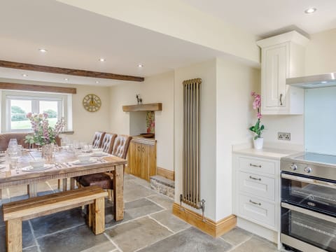 Kitchen/diner | Alton Hall Cottage, Alton, nr Chesterfield