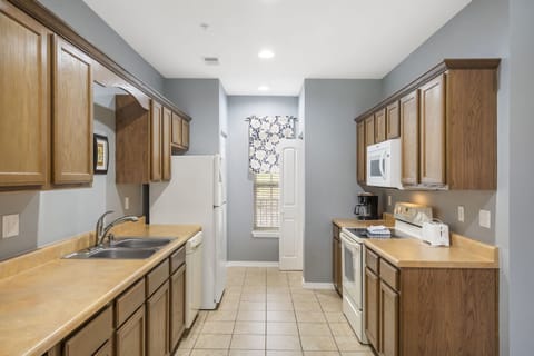 Fully-Equipped Kitchen