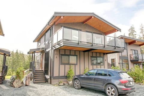 Shore 2 Please unit 231B - lower level 1 bdrm