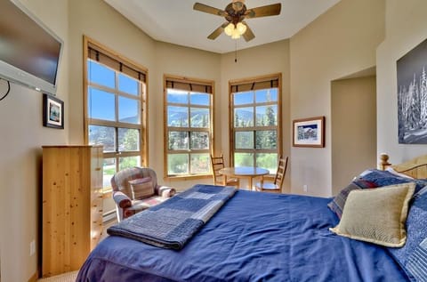 Master Bedroom with a spectacular mountain view