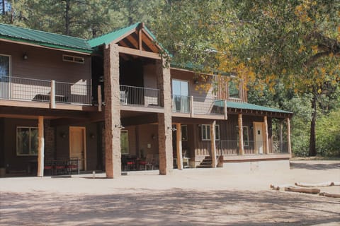 End of the road lodge