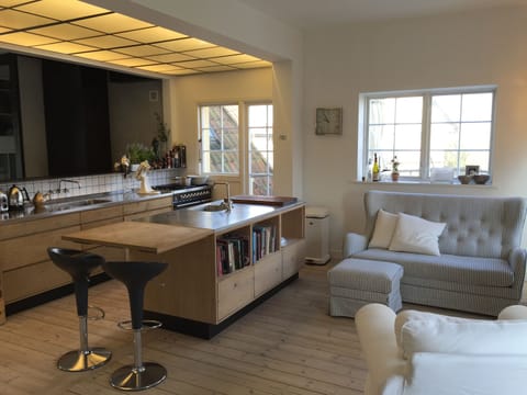 The kitchen - plenty of room