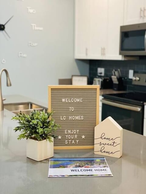 Bdb41006 4985 4445 bbf7 1cb2ac2eca56