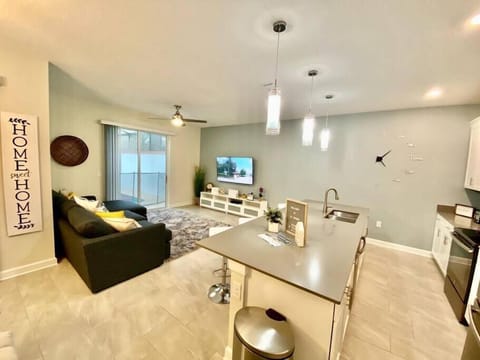 4a532dfd 4382 4436 878a 22dbbb9e14a9