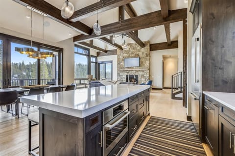 Kitchen - Barton Creek Vista Breckenridge Vacation Rental