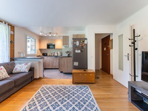 Furniture, Cabinetry, Table, Television, Picture Frame, Couch, Wood, Comfort, Drawer, Interior Design