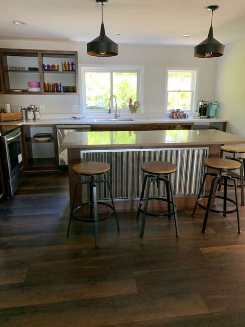 Brand new custom kitchen!! Open floor plan, lots of light and lake views!