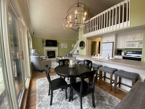 Upper Level dining area