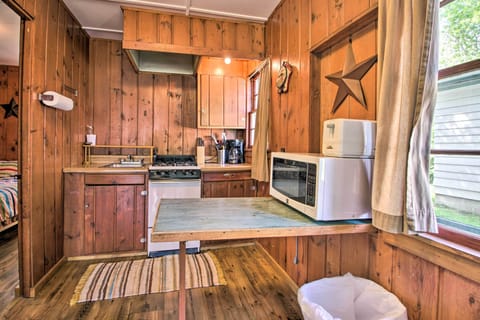 The kitchenette comes equipped with all your basic cooking needs.