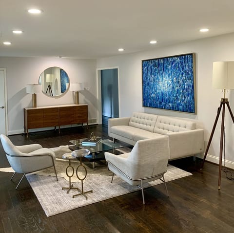 Entrance /Formal living room