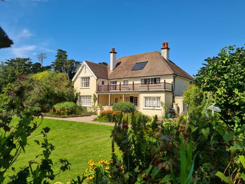 1920s Arts & Crafts house with many  restored features in large gardens