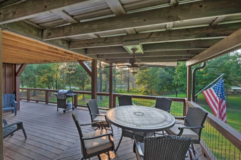 Exterior | Large Deck | Outdoor Dining Area