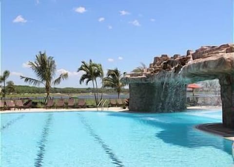 BN4622 - Bonita National features an incredible resort style pool with waterfall and lap section. The outdoor pool cafe offers full bar, full menu, and poolside service, locker rooms with saunas and showers