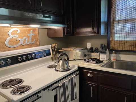 kitchen had large 40” stove. Pizza oven, microwave, Keurig, dishes & flatware 