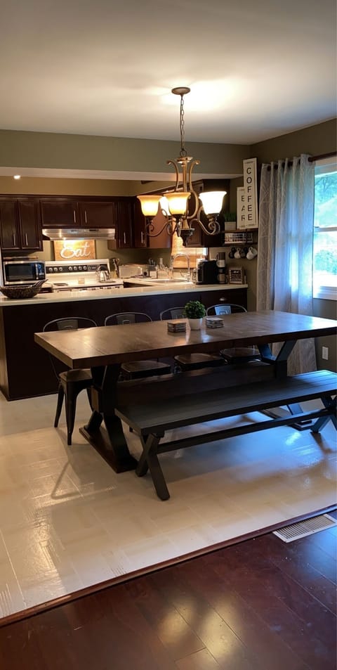 Open Kitchen with large 40” stove to FR.  Coffee bar complimentary to guest.  