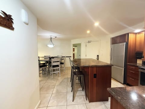 Island-inspired touches meet modern convenience in this tropical kitchen.