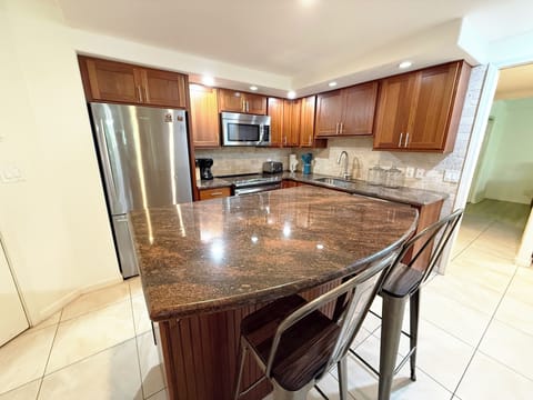 Let Maui flavors come alive. This kitchen has all you need to cook with aloha.