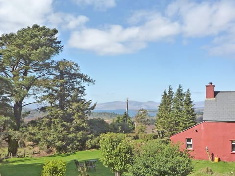 Angelas Farmhouse, Lauragh, Kenmare, County Kerry, Ireland