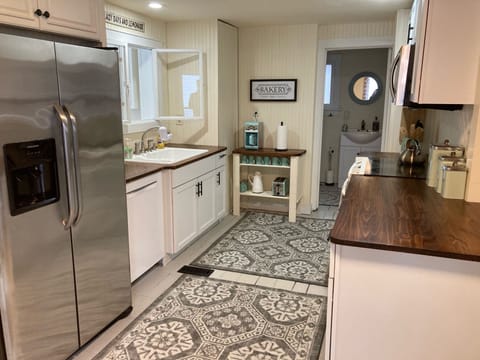 coffee and bottled water included