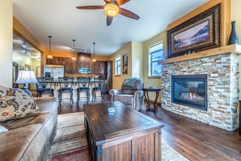 Living room - Additional seating at the kitchen island.