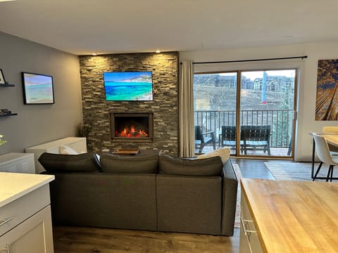 New Gas Fireplace , Balcony overlooking slopes  , TV and WiFi
