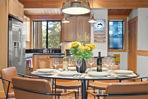 Table Setup: Northstar Silver Strike Family Retreat